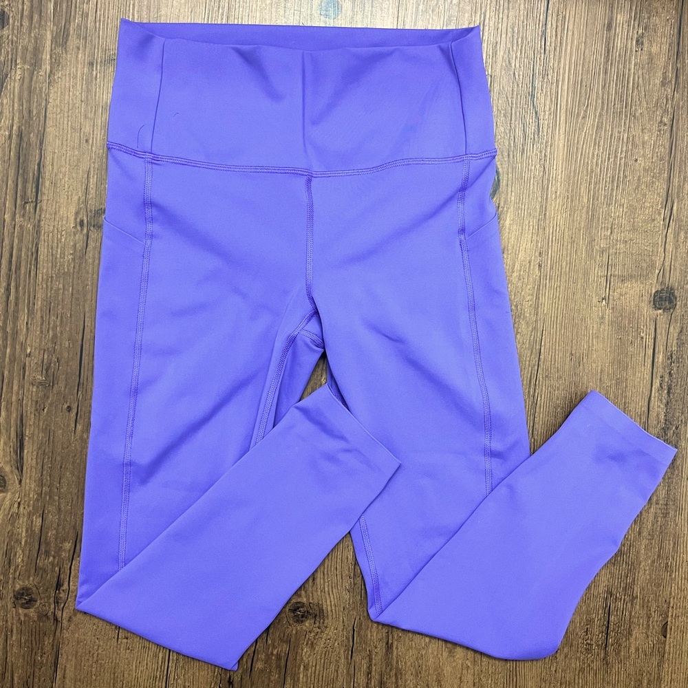 NanaMacs Picture of Health Side Pocket Leggings